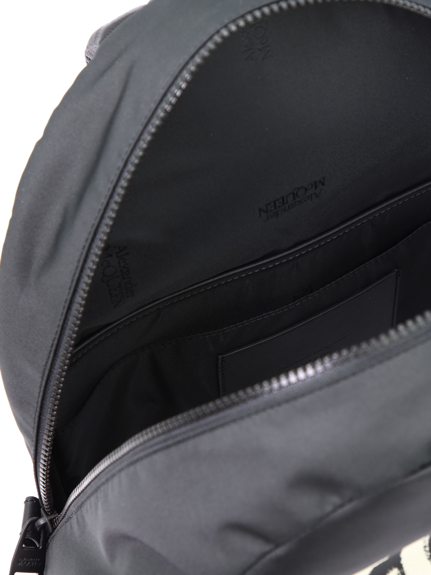 ALEXANDER MCQUEEN Black   Metropolitan backpack